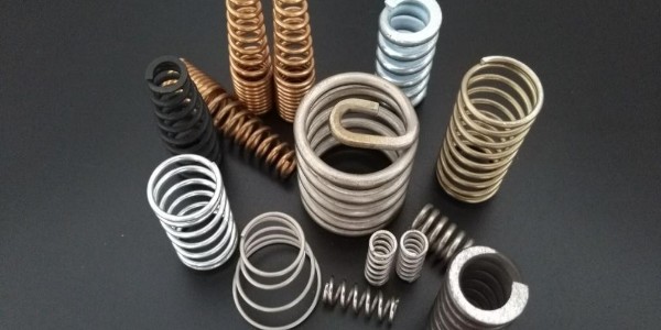 耐高温小弹簧的适用场景